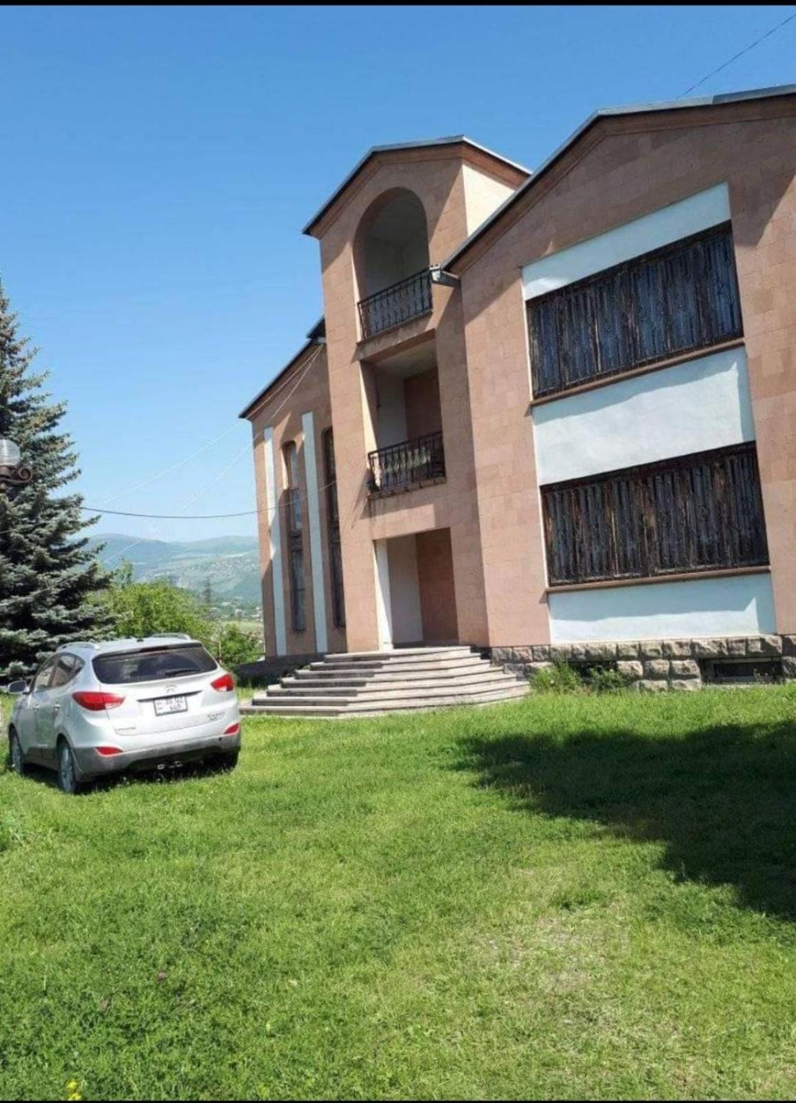 איג'באן Luse Guest House מראה חיצוני תמונה