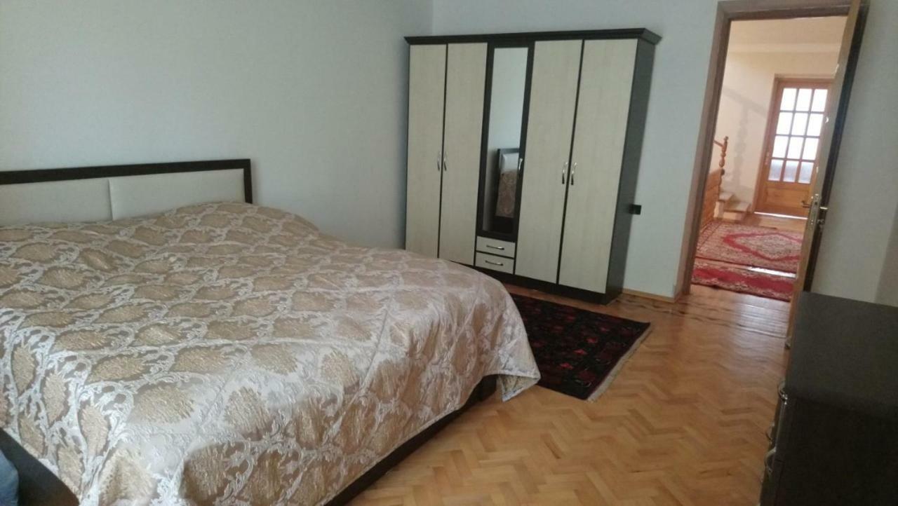 איג'באן Luse Guest House מראה חיצוני תמונה